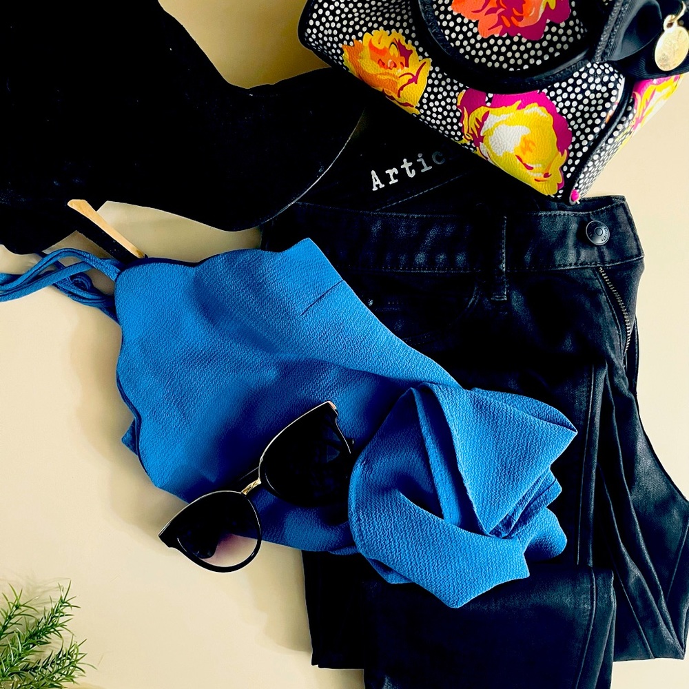 Montmeu blue camisole size 4-6